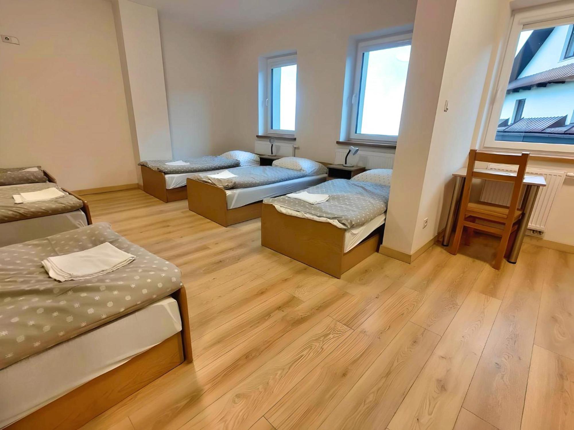 Karmelitanski Dom Goscinny Zawoja Extérieur photo